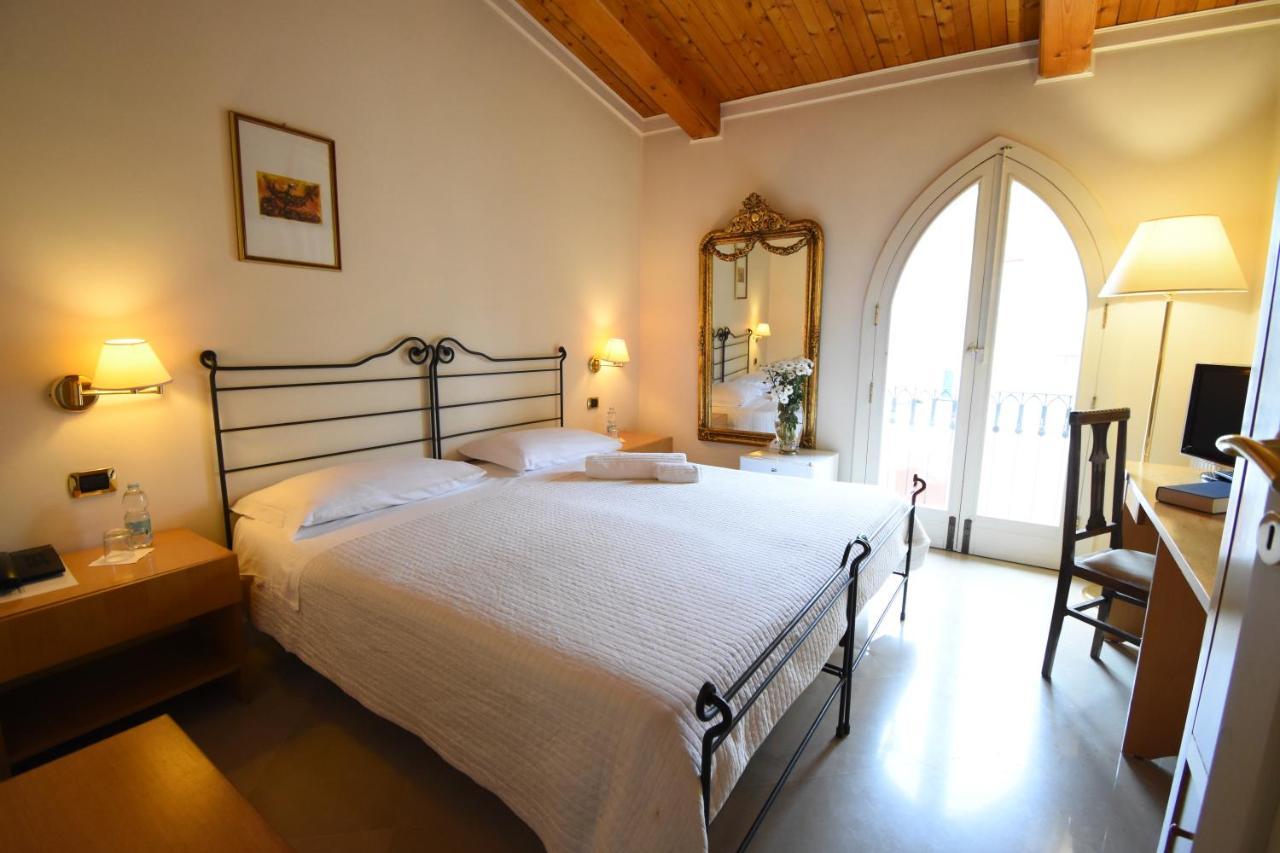 Palazzo Sottile Meninni - Classic Rooms Experience Gravina in Puglia Zewnętrze zdjęcie